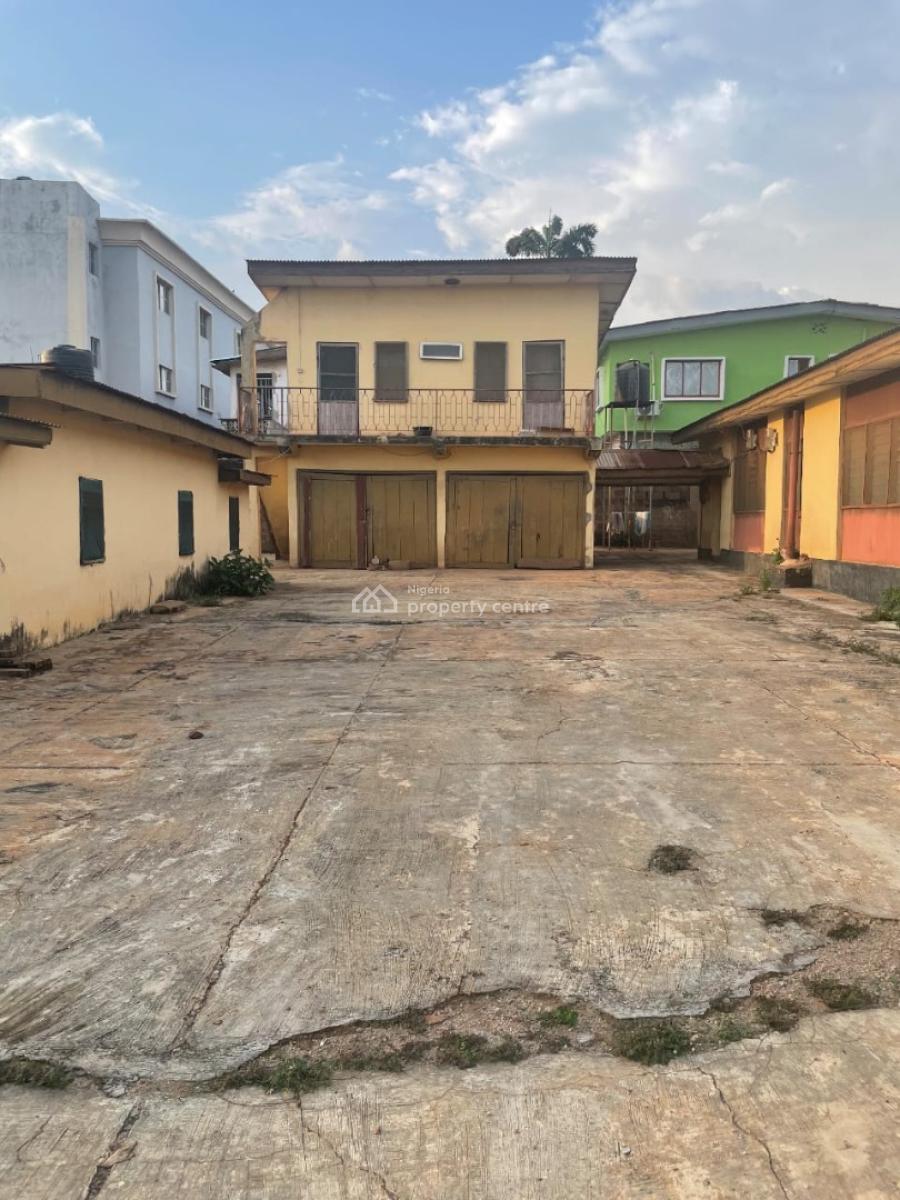 Bungalow in a Good Location, Old Ife Road, Ibadan, Oyo, Detached Bungalow for Sale