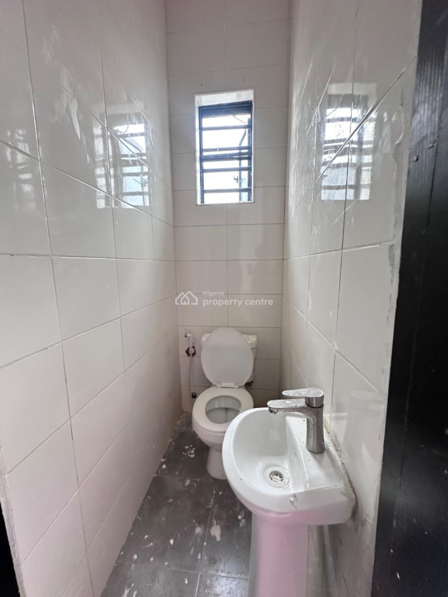 2 Bedroom Apartment, Ologolo, Lekki, Lagos, Flat / Apartment for Rent