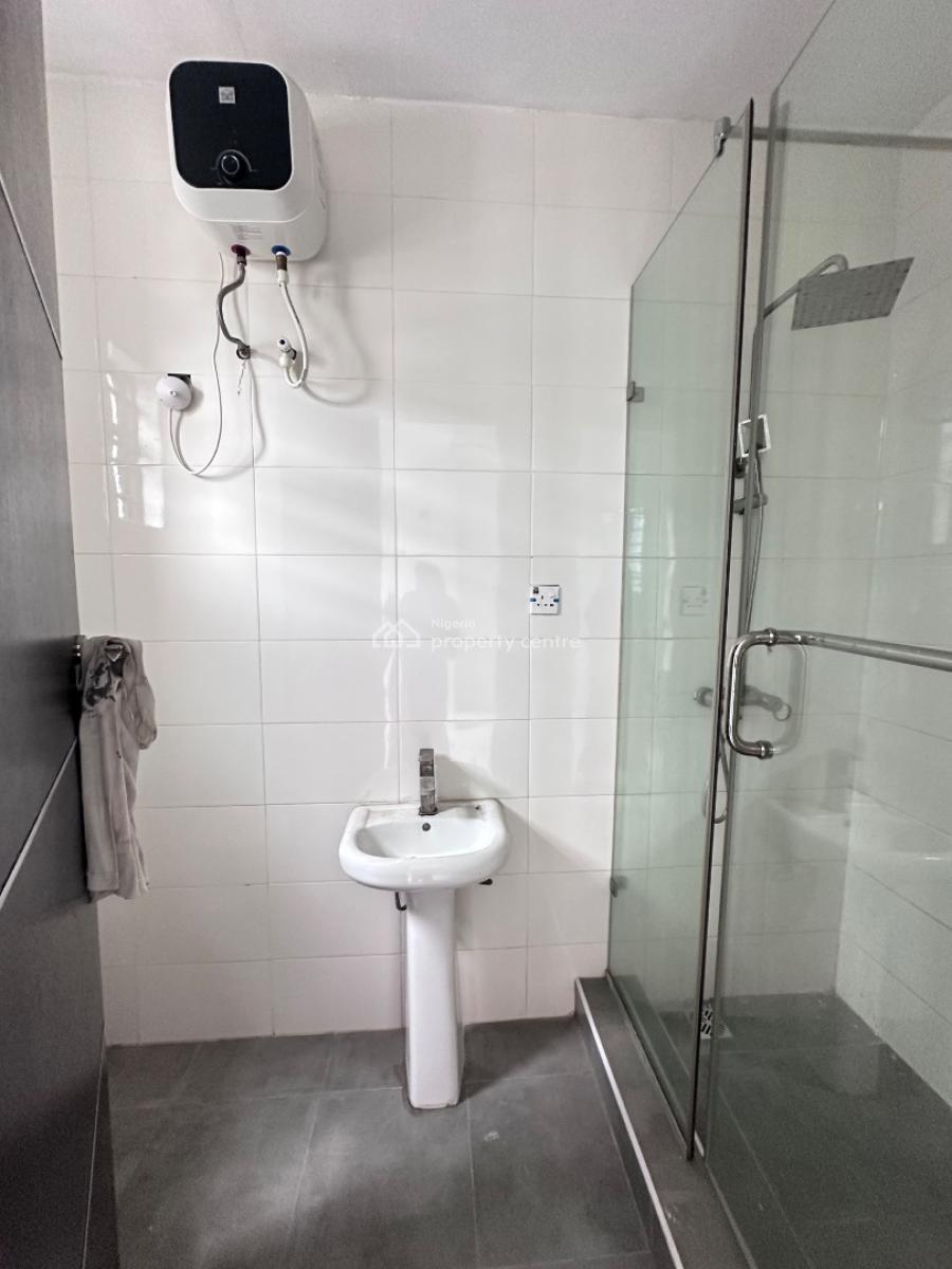 2 Bedroom Apartment, Ologolo, Lekki, Lagos, Flat / Apartment for Rent