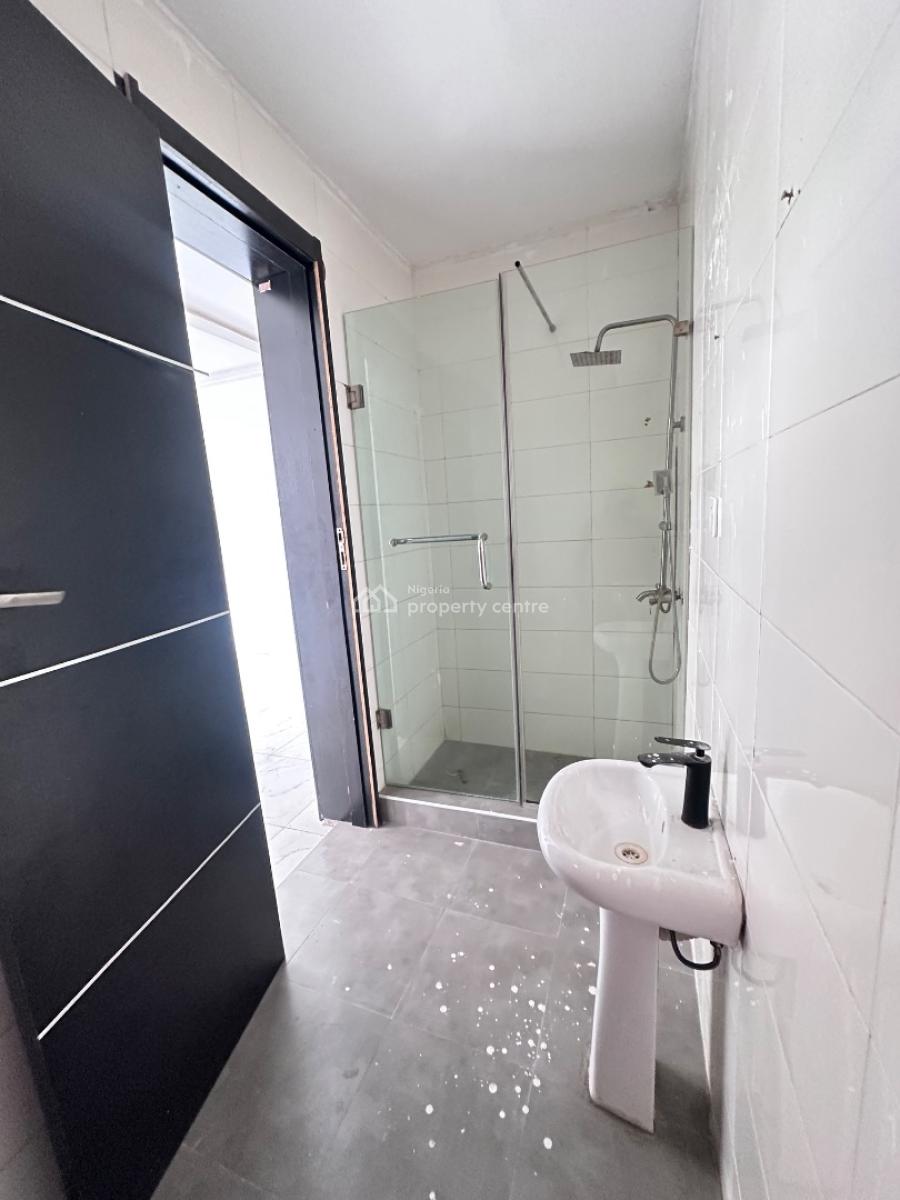 2 Bedroom Apartment, Ologolo, Lekki, Lagos, Flat / Apartment for Rent