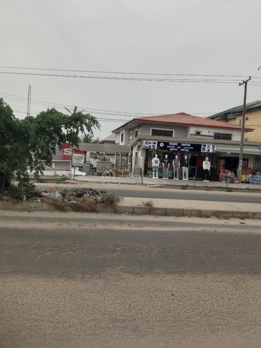 Standard 5 Bedroom Duplex with 4 Units of Shops, Ajah, Lagos, Detached Duplex for Sale