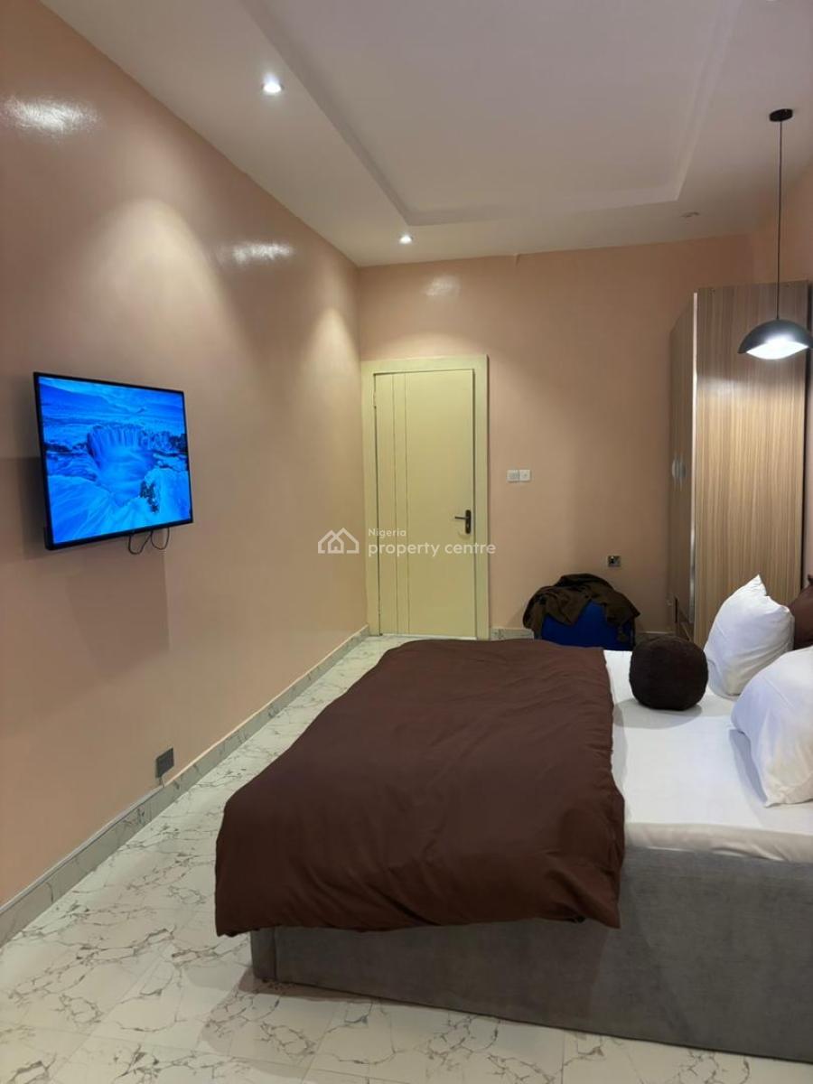 Luxury 2 Bedroom Apartment with Pool, Gym and Snooker, Ikate, Lekki, Lagos, Flat / Apartment Short Let