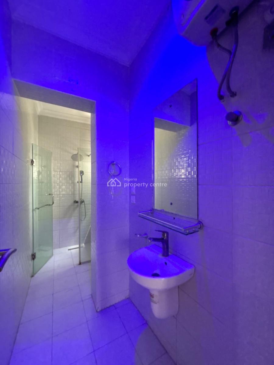 Nice 2 Bedroom Apartment, Ikate Elegushi, Lekki, Lagos, Flat / Apartment for Rent