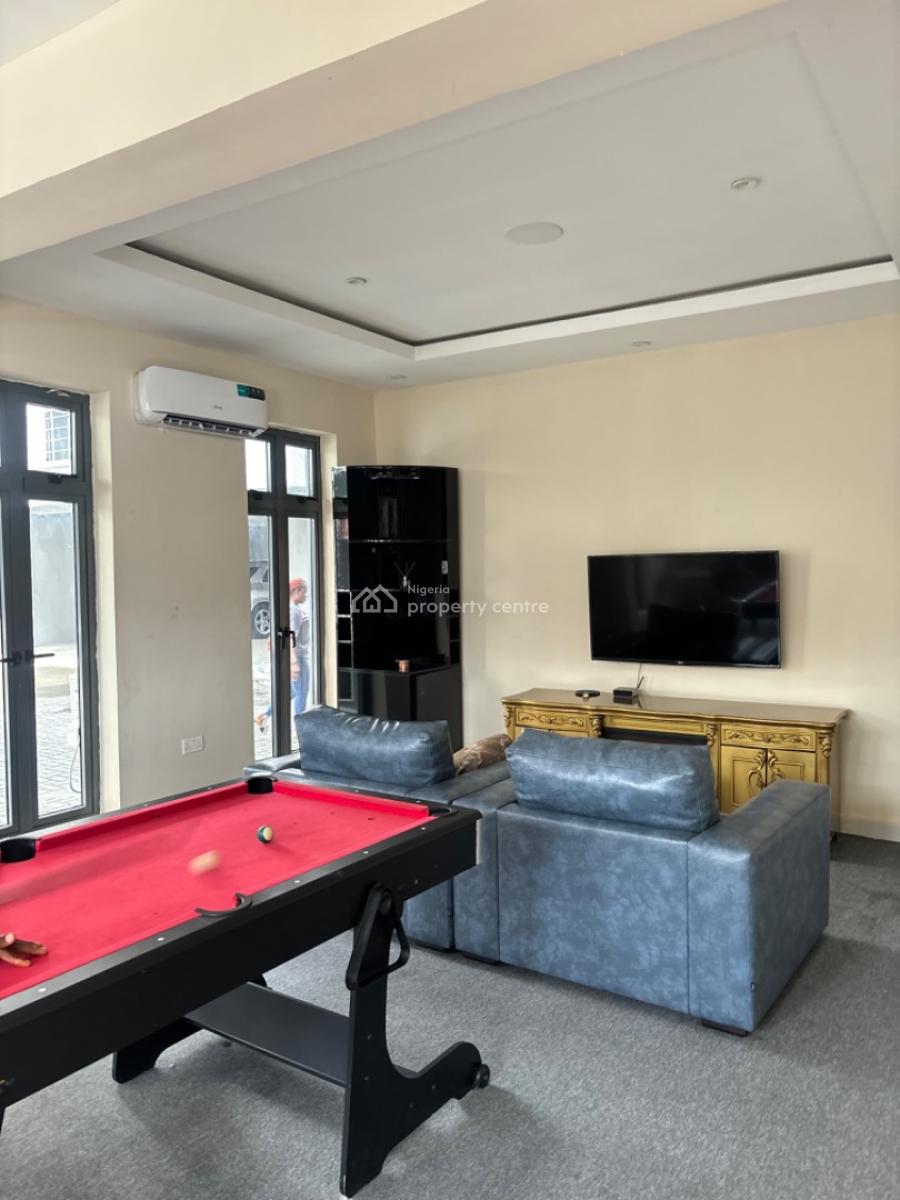 Nice 2 Bedroom Apartment, Ikate Elegushi, Lekki, Lagos, Flat / Apartment for Rent