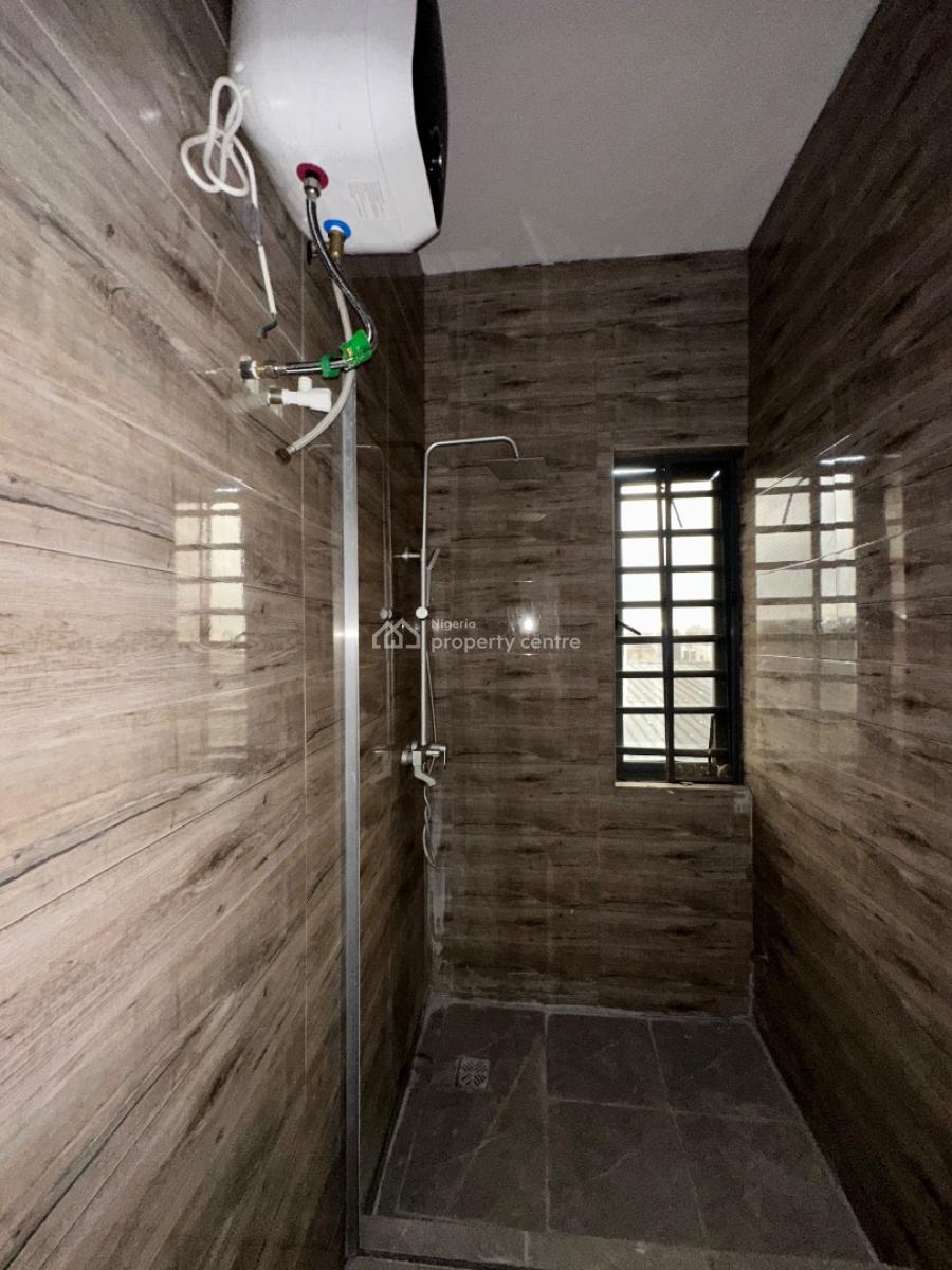 3 Bedroom Penthouse, Ologolo, Lekki, Lagos, Flat / Apartment for Rent