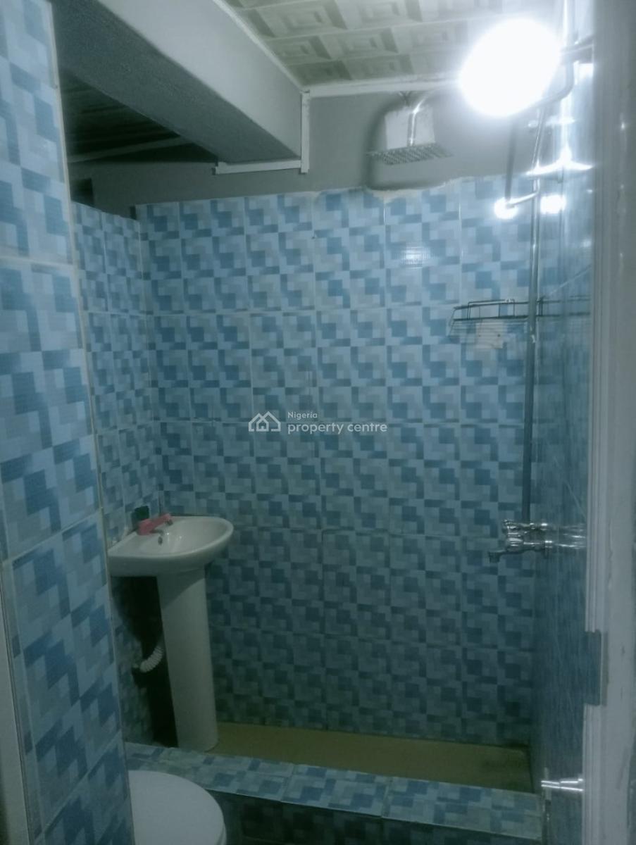 Decent & Clean 3 Bedroom Flat Apartment, Unilag Estate, Gra Phase 1, Magodo, Lagos, Flat / Apartment for Rent