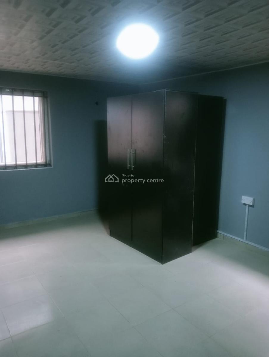 Decent & Clean 3 Bedroom Flat Apartment, Unilag Estate, Gra Phase 1, Magodo, Lagos, Flat / Apartment for Rent
