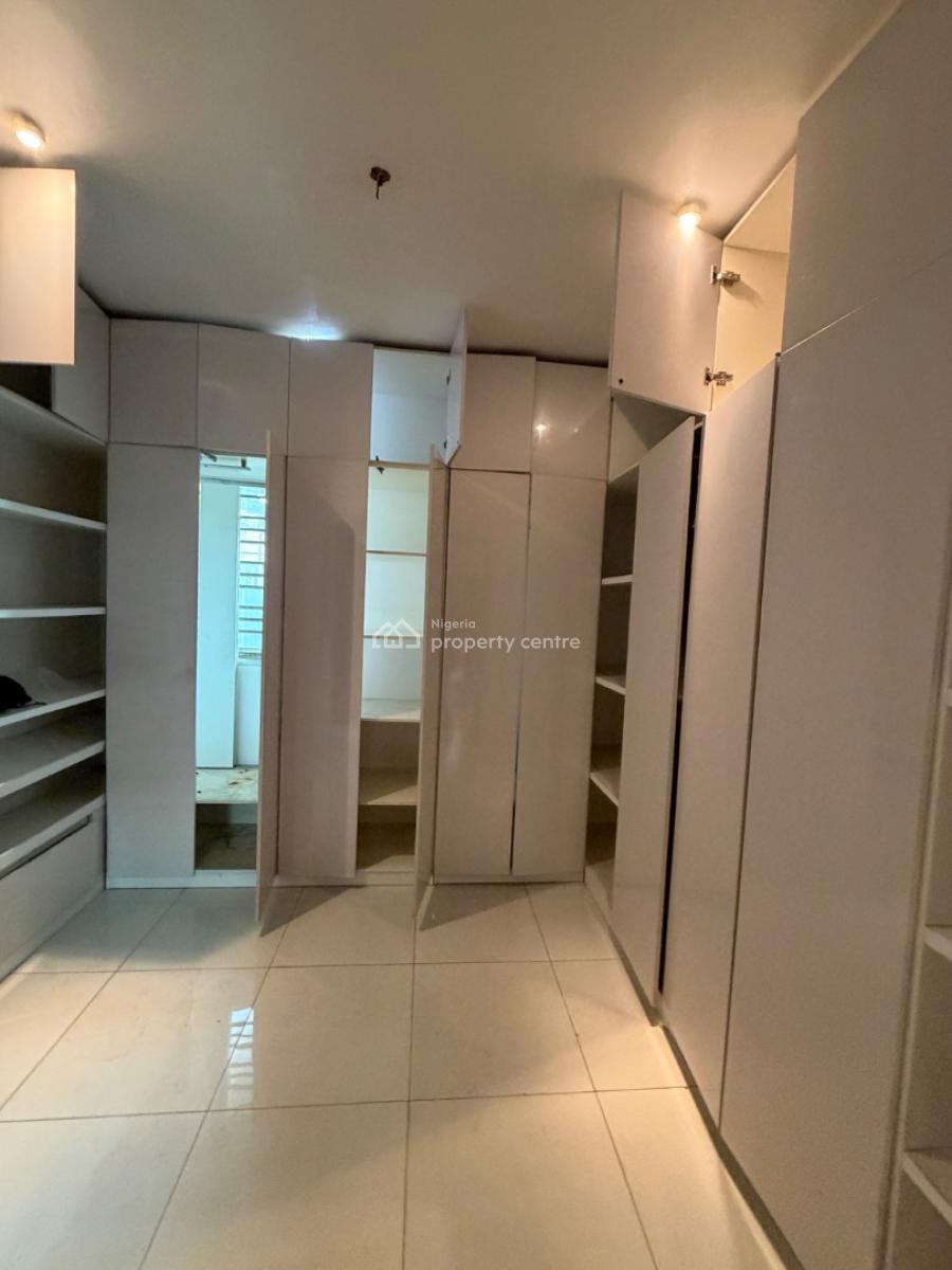 Spacious Serviced 4 Bedroom Terrace Duplex with Bq, Lekki Phase 1, Lekki, Lagos, Terraced Duplex for Sale