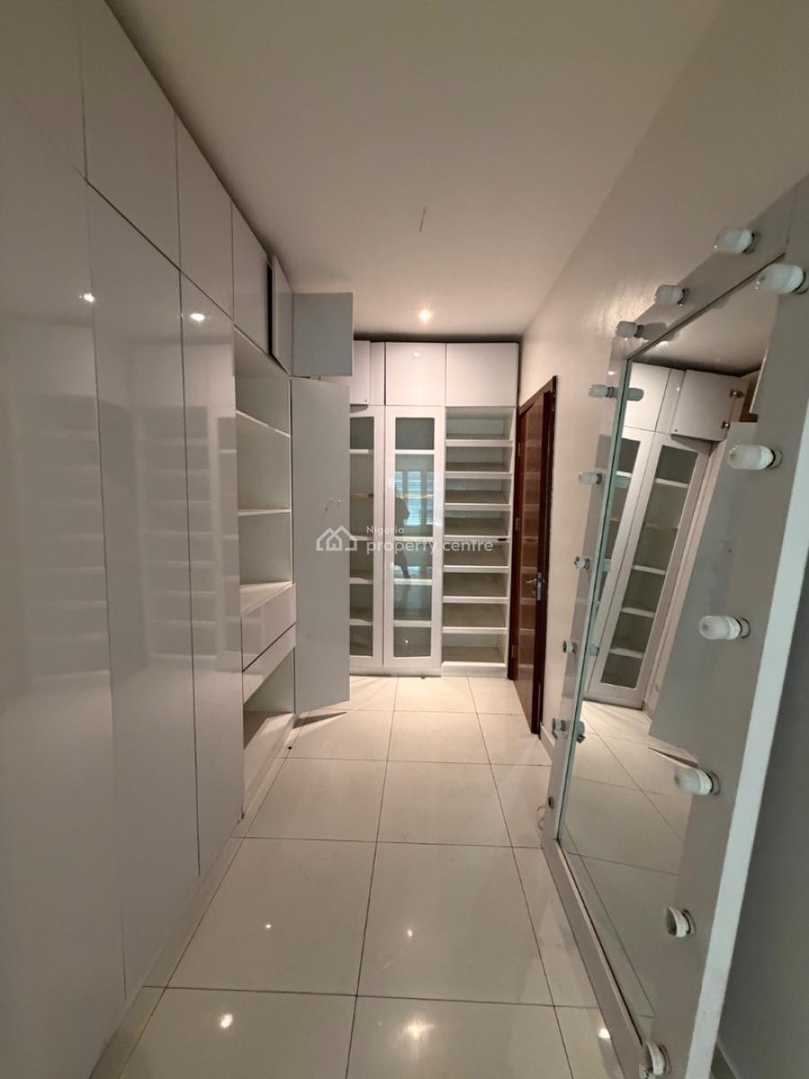 Spacious Serviced 4 Bedroom Terrace Duplex with Bq, Lekki Phase 1, Lekki, Lagos, Terraced Duplex for Sale