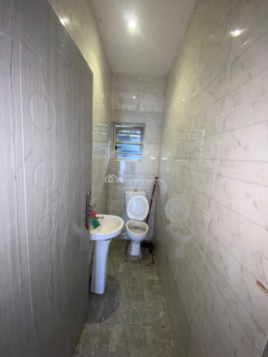 2 Bedroom Flat Available, Olokonla, Sangotedo, Ajah, Lagos, Flat / Apartment for Rent