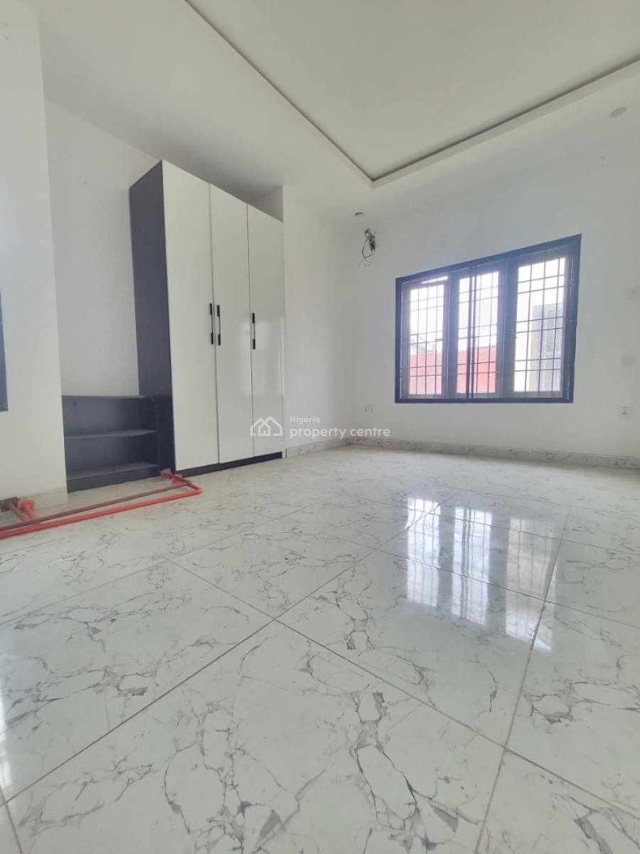 Spacious and Clean 3 Bedroom Apartment, Orchid Road, Lekki, Lagos, Flat / Apartment for Rent