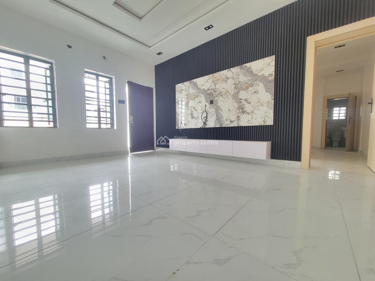 Spacious and Sharp 2 Bedroom Apartment, Mavilla Estate, Orchid Road, Lekki, Lagos, Flat / Apartment for Sale