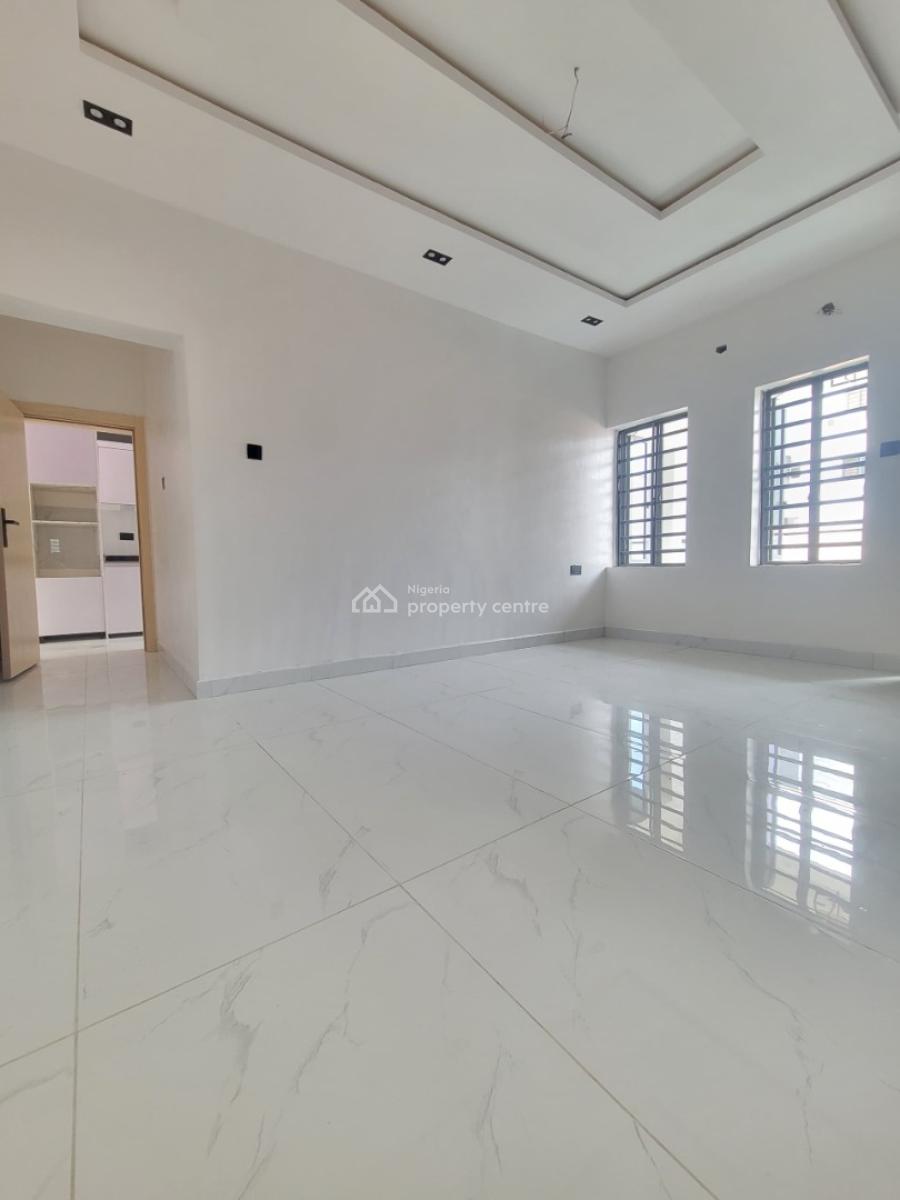 Spacious and Sharp 2 Bedroom Apartment, Mavilla Estate, Orchid Road, Lekki, Lagos, Flat / Apartment for Sale