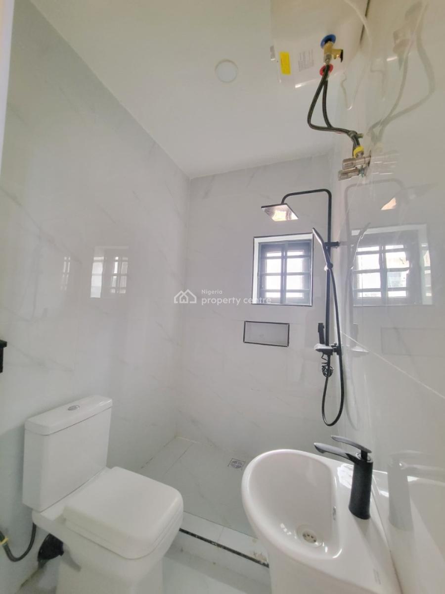 Spacious and Sharp 2 Bedroom Apartment, Mavilla Estate, Orchid Road, Lekki, Lagos, Flat / Apartment for Sale