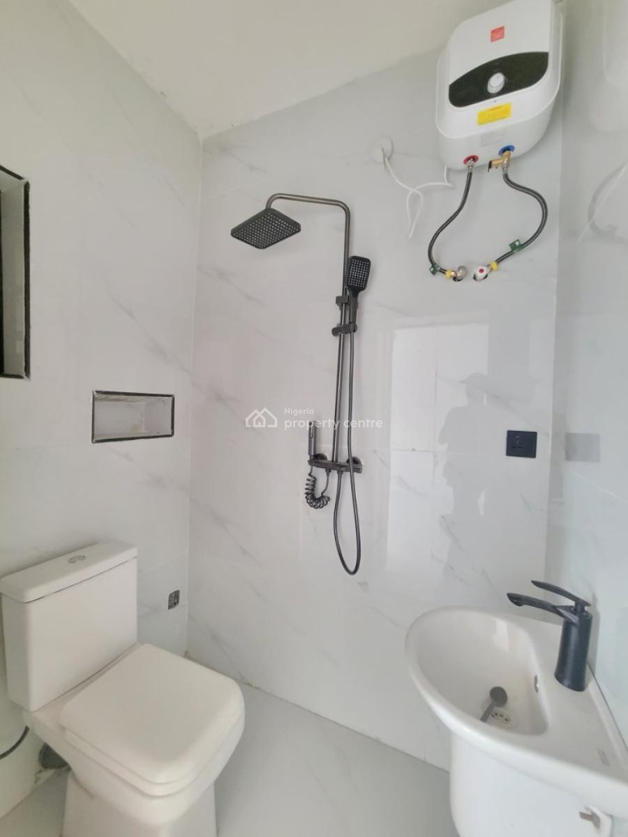 Standard 3 Bedroom Apartment, Mavilla Estate, Orchid Road, Lekki, Lagos, Flat / Apartment for Sale
