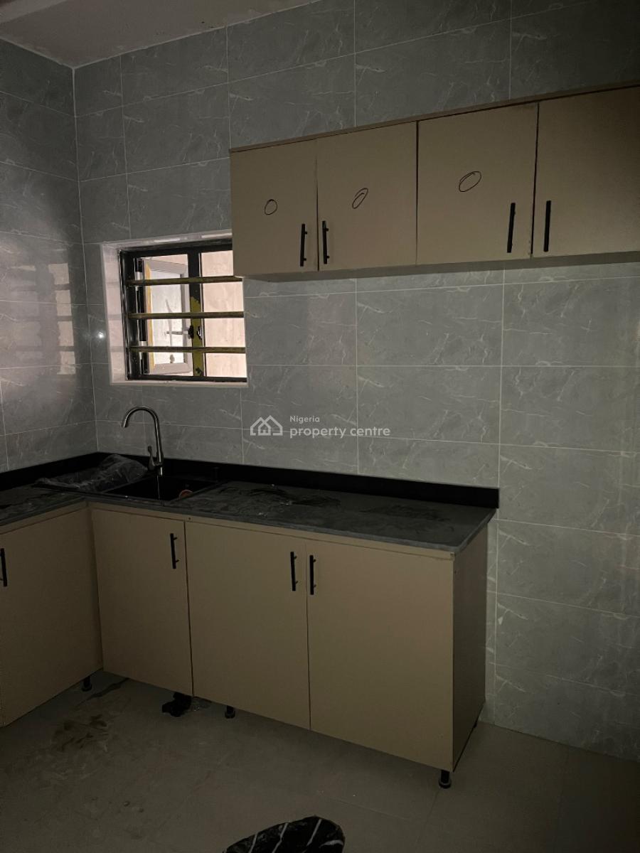 Newly Built 2 Bedroom Luxury Apartment, Off Miyaki Street Iyana Oworo, Gbagada, Lagos, House for Rent