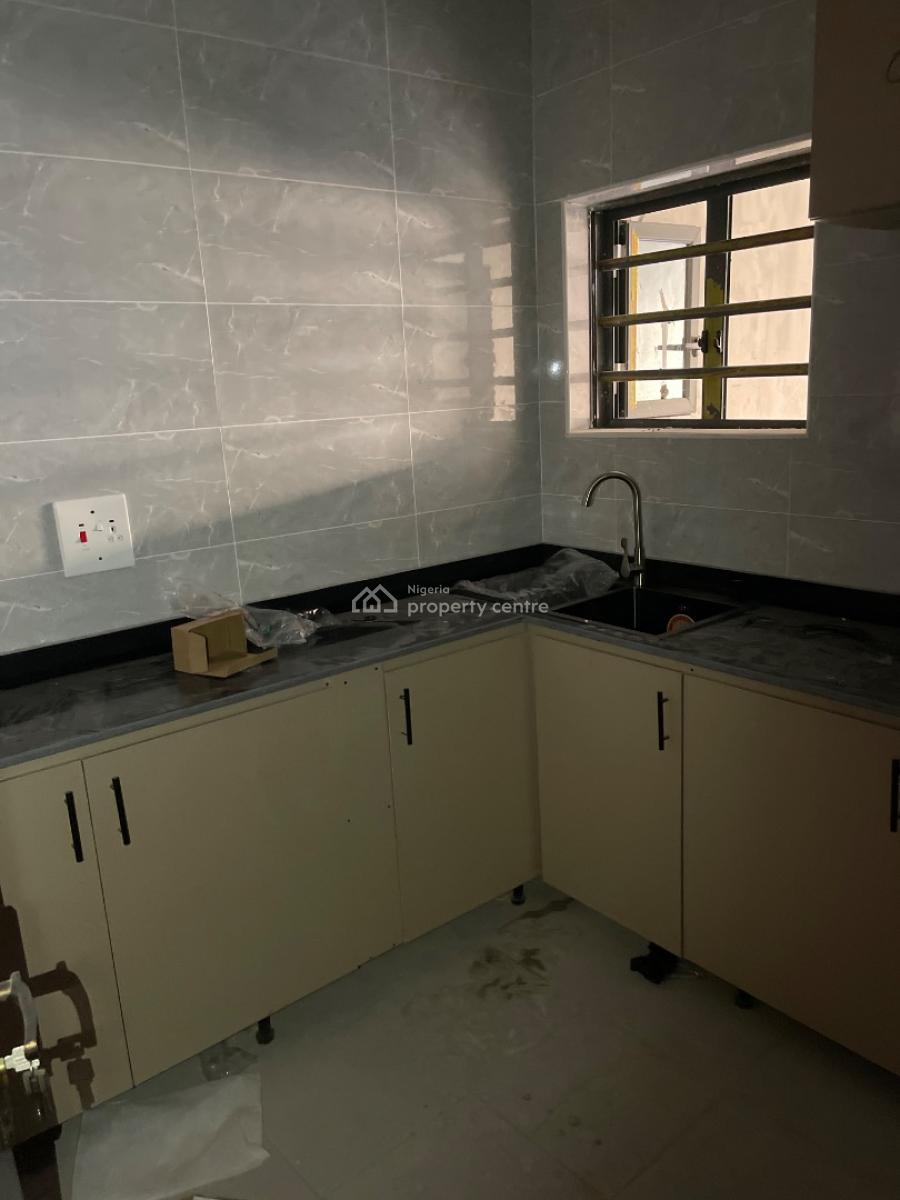Newly Built 2 Bedroom Luxury Apartment, Off Miyaki Street Iyana Oworo, Gbagada, Lagos, House for Rent