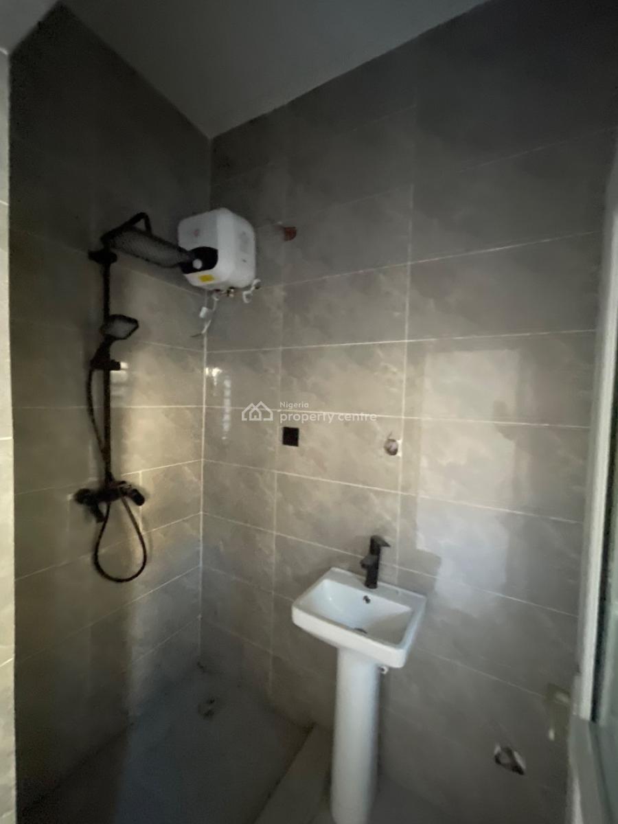 Newly Built 2 Bedroom Luxury Apartment, Off Miyaki Street Iyana Oworo, Gbagada, Lagos, House for Rent