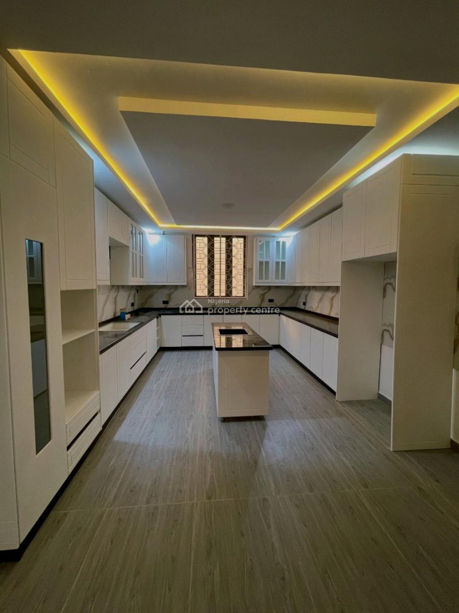 Nestled in a Gated Development, This Modern 5-bedroom Private Residenc, Gwarinpa, Abuja, House for Sale