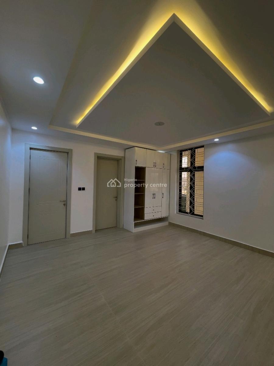 Nestled in a Gated Development, This Modern 5-bedroom Private Residenc, Gwarinpa, Abuja, House for Sale