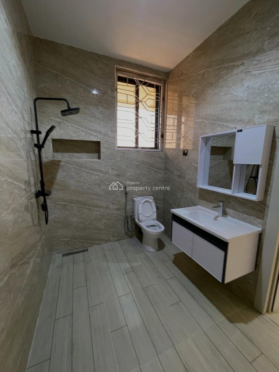 Nestled in a Gated Development, This Modern 5-bedroom Private Residenc, Gwarinpa, Abuja, House for Sale