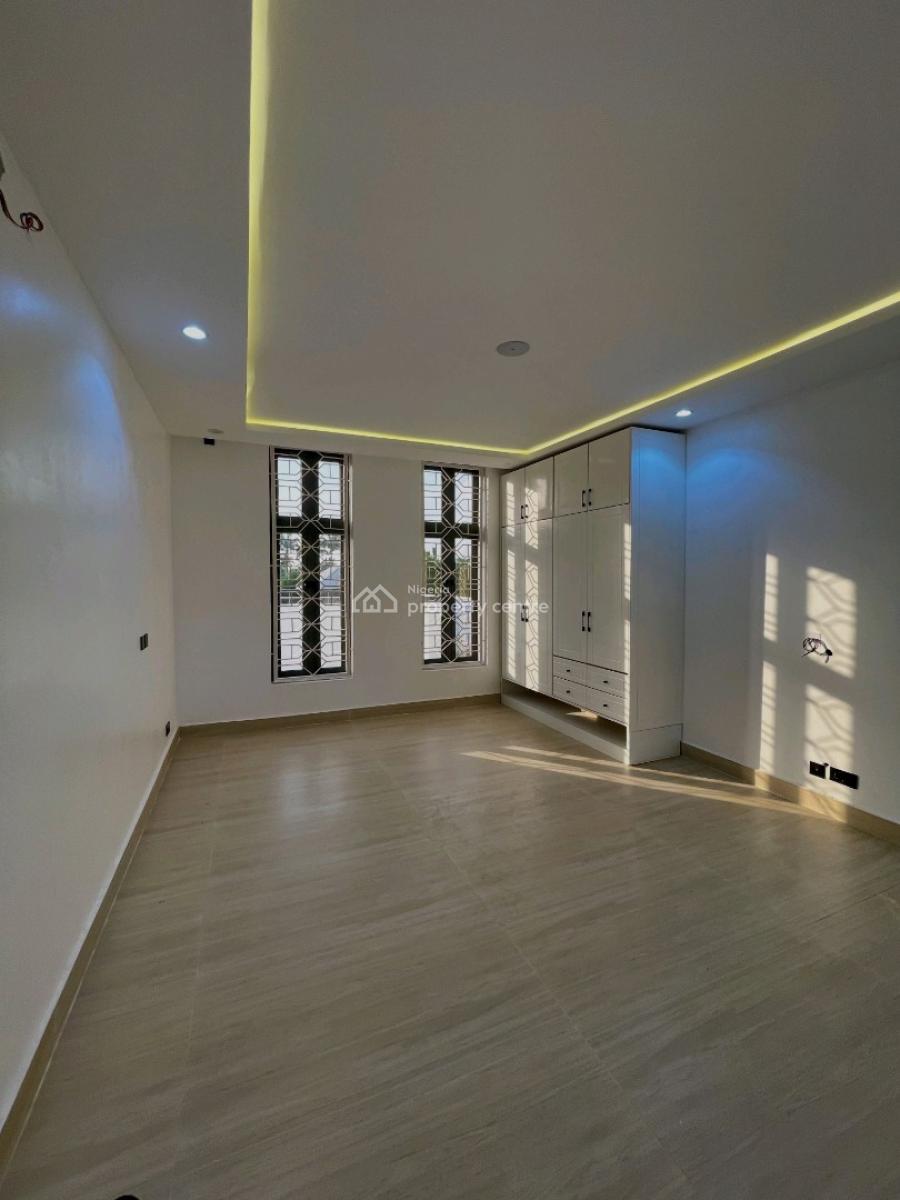 Nestled in a Gated Development, This Modern 5-bedroom Private Residenc, Gwarinpa, Abuja, House for Sale