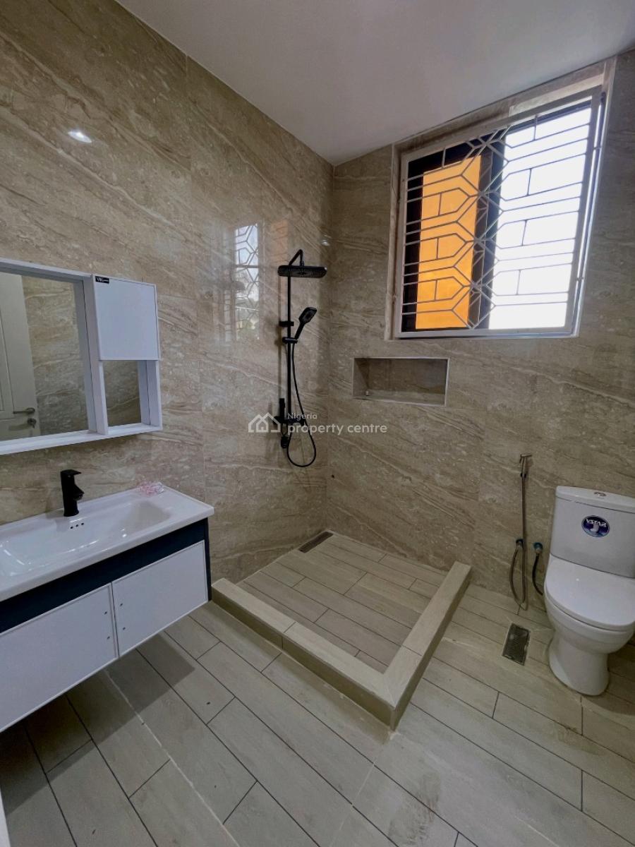 Nestled in a Gated Development, This Modern 5-bedroom Private Residenc, Gwarinpa, Abuja, House for Sale