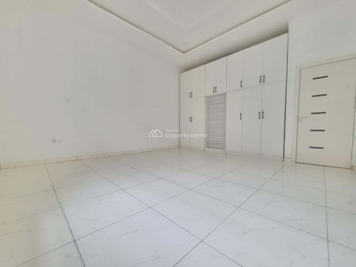 Spacious and Clean 4 Bedroom Terrace Duplex, Apple Wood 2 Gate 1, Lekki, Lagos, Terraced Duplex for Sale