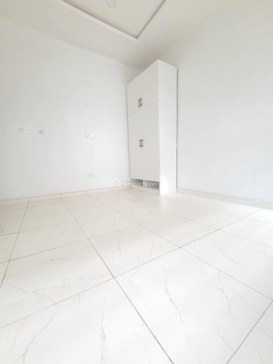Spacious and Clean 4 Bedroom Terrace Duplex, Apple Wood 2 Gate 1, Lekki, Lagos, Terraced Duplex for Sale
