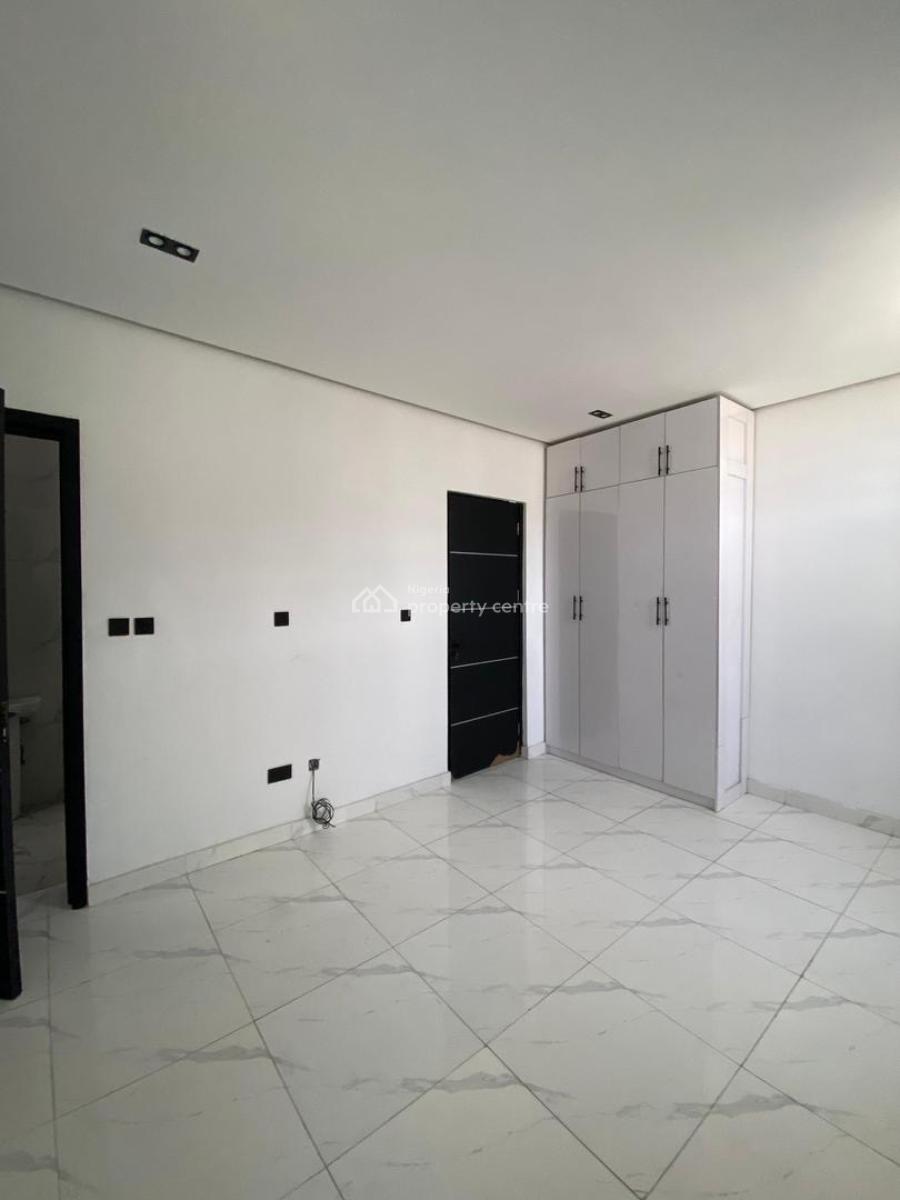 Premium 1 Bedroom Apartment with Excellent Facilities, Ologolo, Lekki, Lagos, Flat / Apartment for Sale