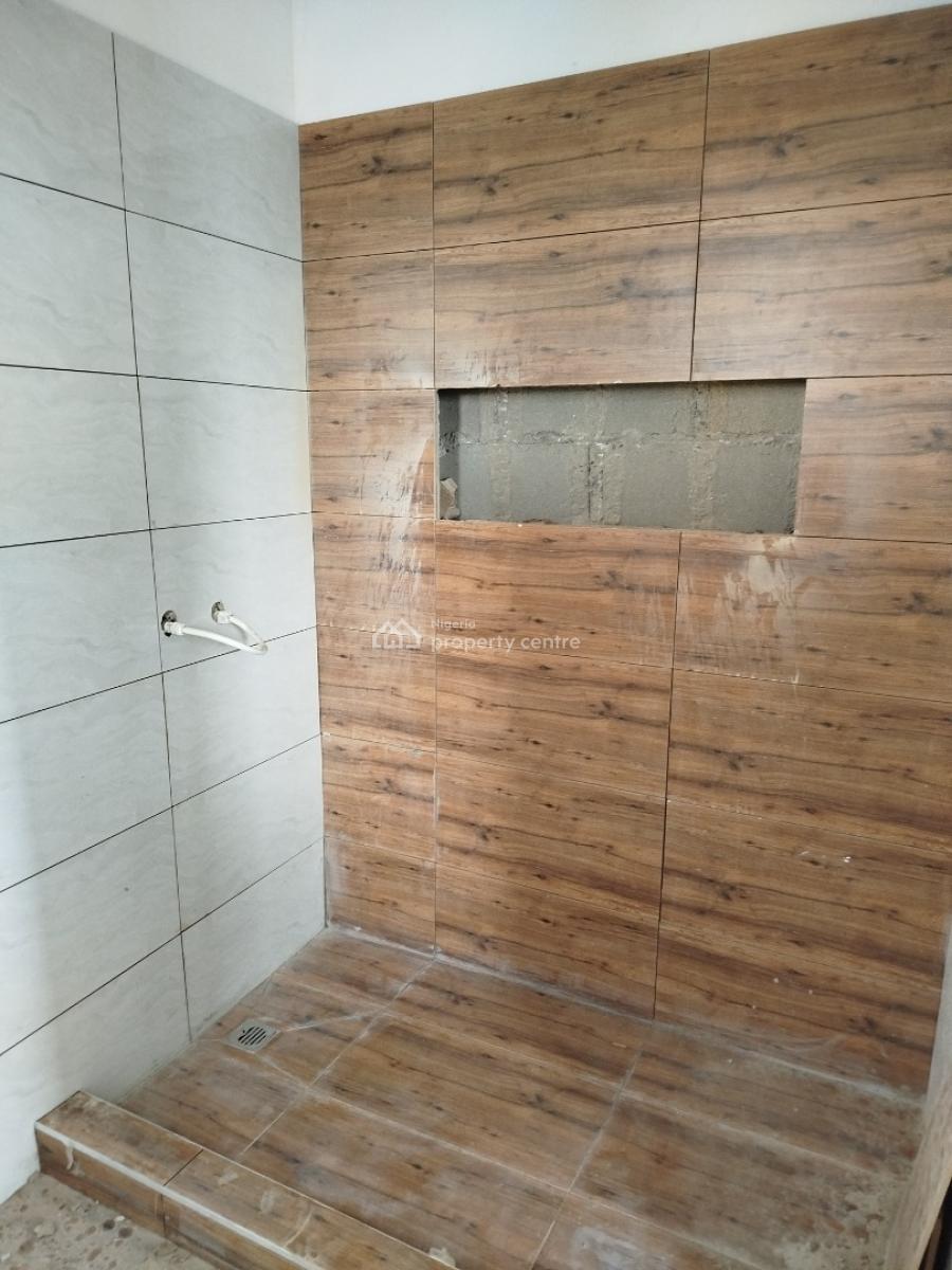 3 Bedroom Apartment with Bq, Yaba, Lagos, Block of Flats for Sale