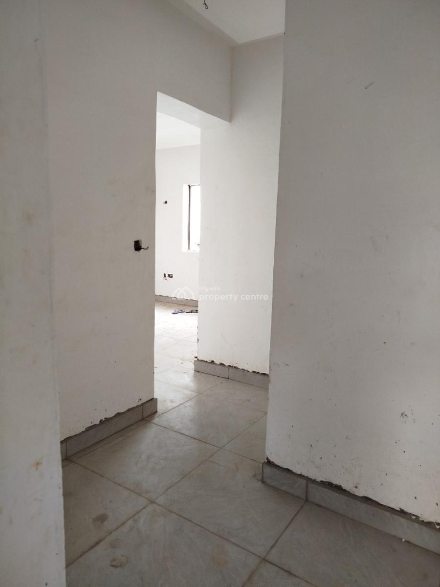 3 Bedroom Apartment with Bq, Yaba, Lagos, Block of Flats for Sale