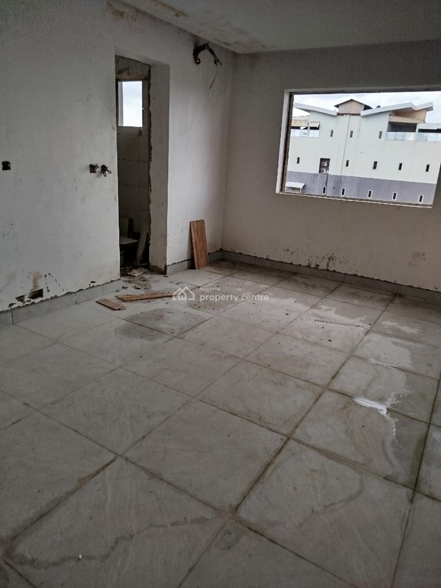 3 Bedroom Apartment with Bq, Yaba, Lagos, Block of Flats for Sale