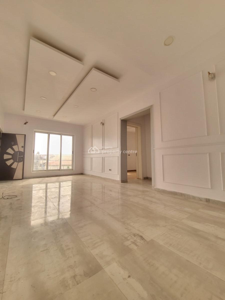 Spacious and Sharp 2 Bedroom Apartment, Orchid Road, Lekki, Lagos, Flat / Apartment for Sale