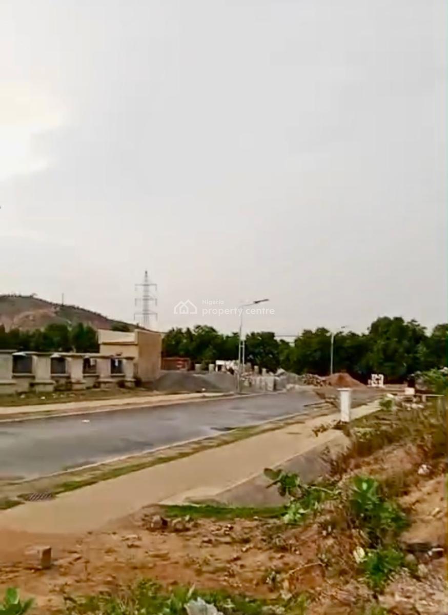 Distressed Offer for Smartest Investor: 2,878sqm Plots of, Main, Guzape District, Abuja, Residential Land for Sale