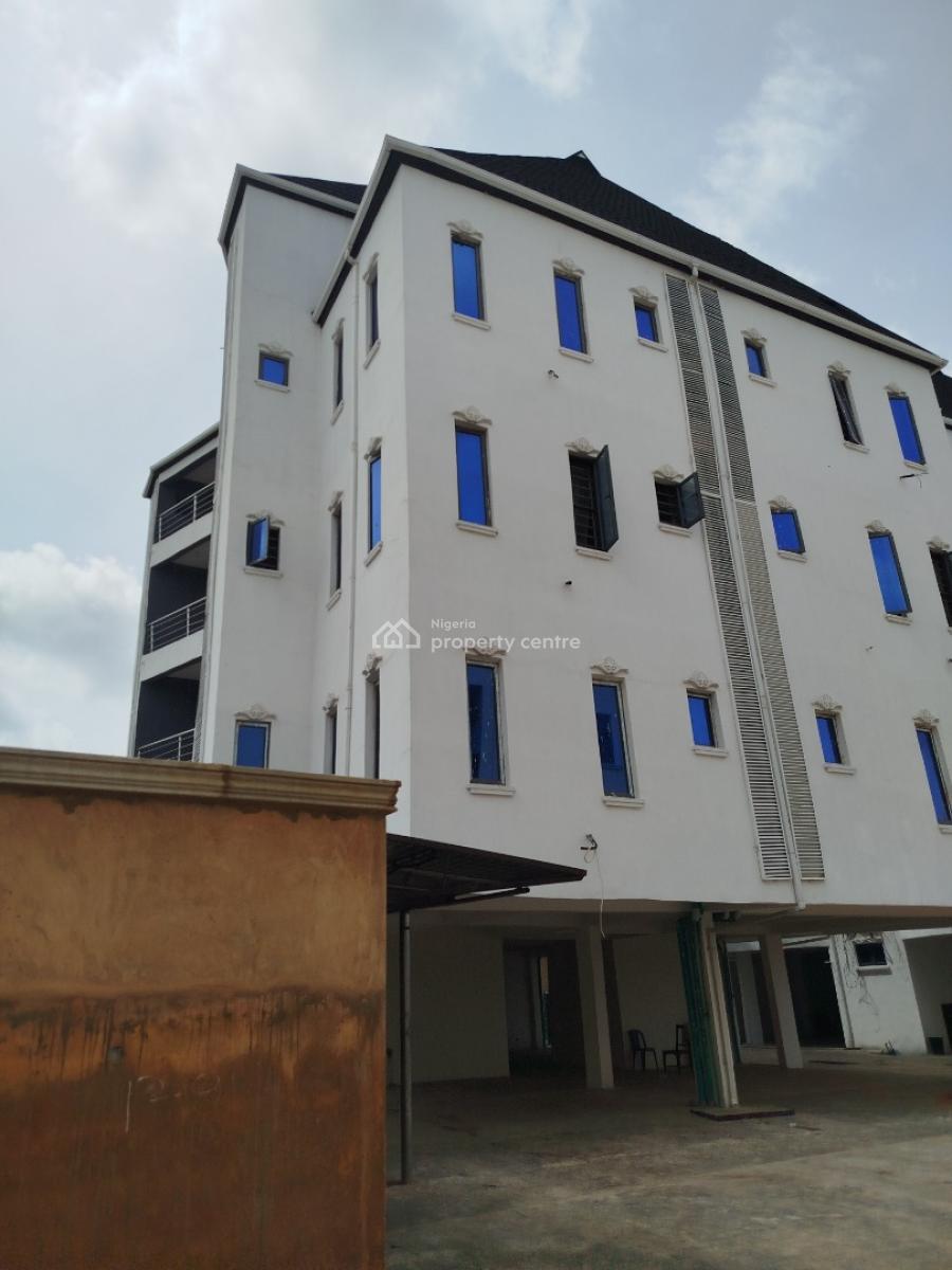 Spaciously Built 3 Bedroom Apartment with Bq, Alagomeji, Yaba, Lagos, Block of Flats for Sale