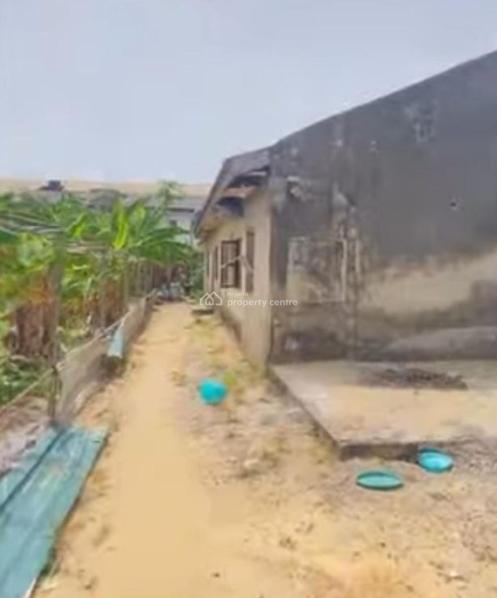 Fenced and Gated Land Measuring 1,400sqm, Thomas Estate, Ajah, Lagos, Residential Land for Sale