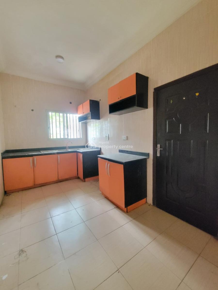 Spacious and Standard 2 Bedroom Apartment, Seaside Estate, Badore, Ajah, Lagos, Flat / Apartment for Rent