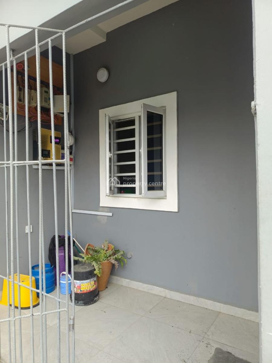 2 Bedrooms All Rooms En Suite in Abraham Adesanya Estate, Abraham Adesanya Estate, Ajah, Lagos, Flat / Apartment for Rent