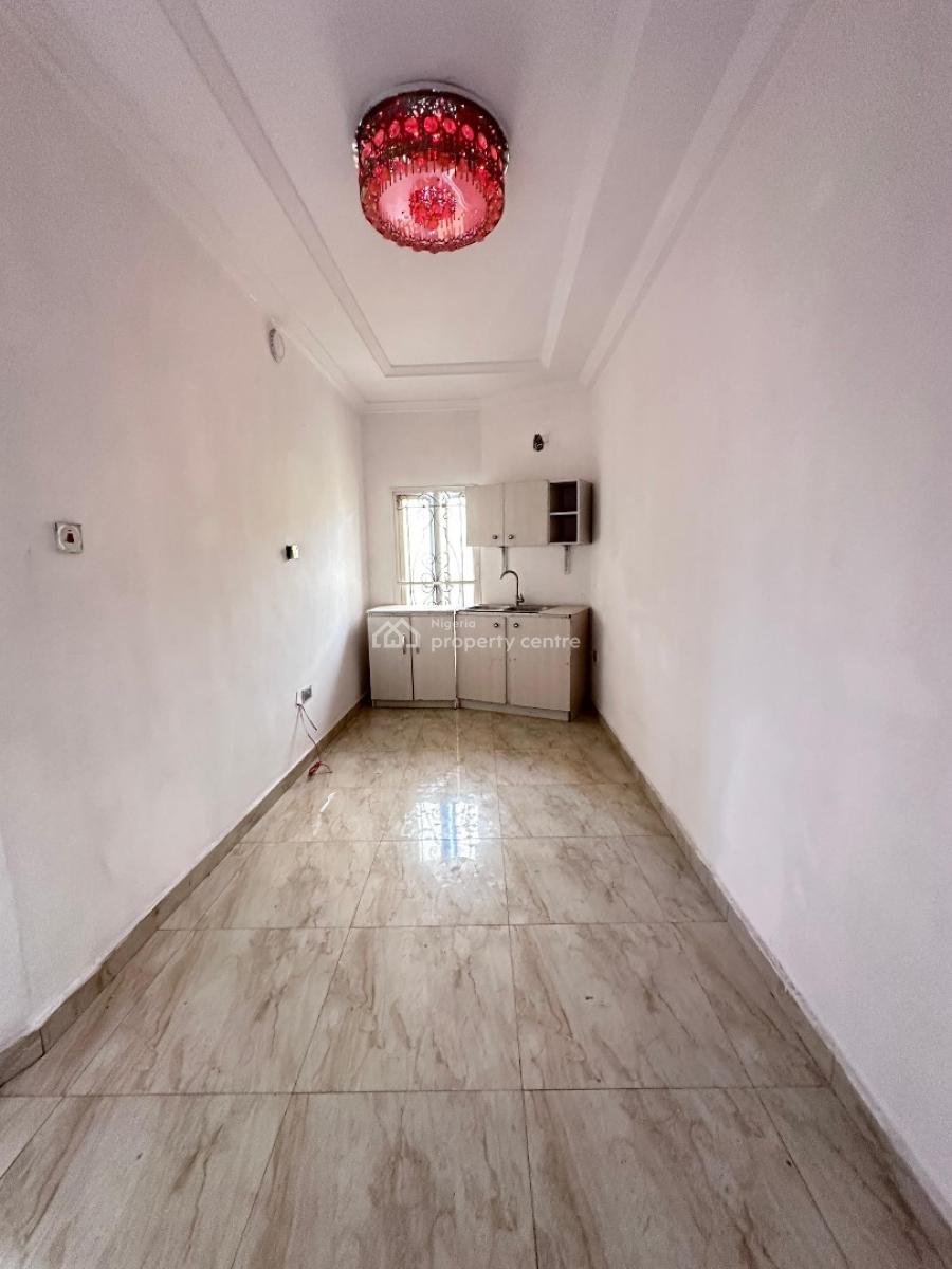 Fully Serviced Mini Flat (first Floor ), Ologolo, Lekki, Lagos, Mini Flat (room and Parlour) for Rent