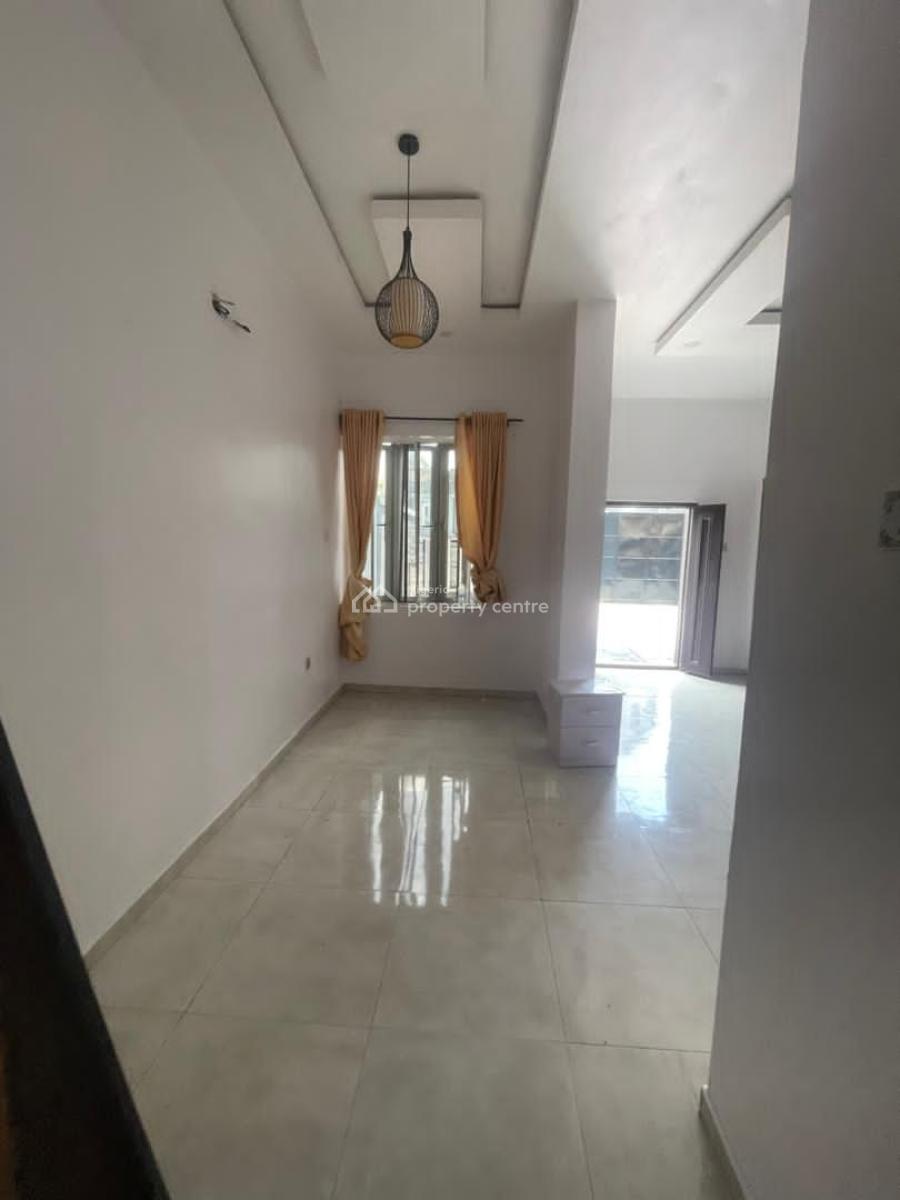 Lovely 4 Bedroom Semi Detached Duplex + Bq, Unilag Estate, Gra Phase 1, Magodo, Lagos, Semi-detached Duplex for Rent