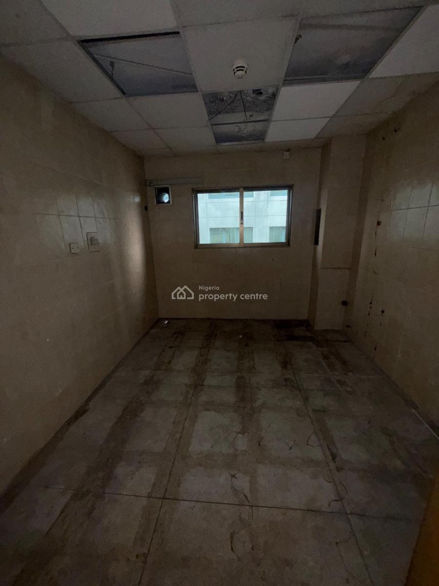 Commercial Building, Victoria Island (vi), Lagos, Commercial Property for Rent