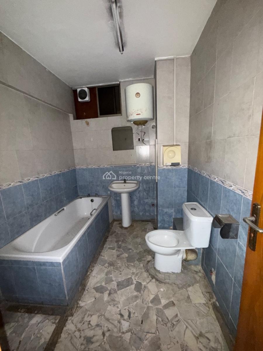 Commercial Building, Victoria Island (vi), Lagos, Commercial Property for Rent