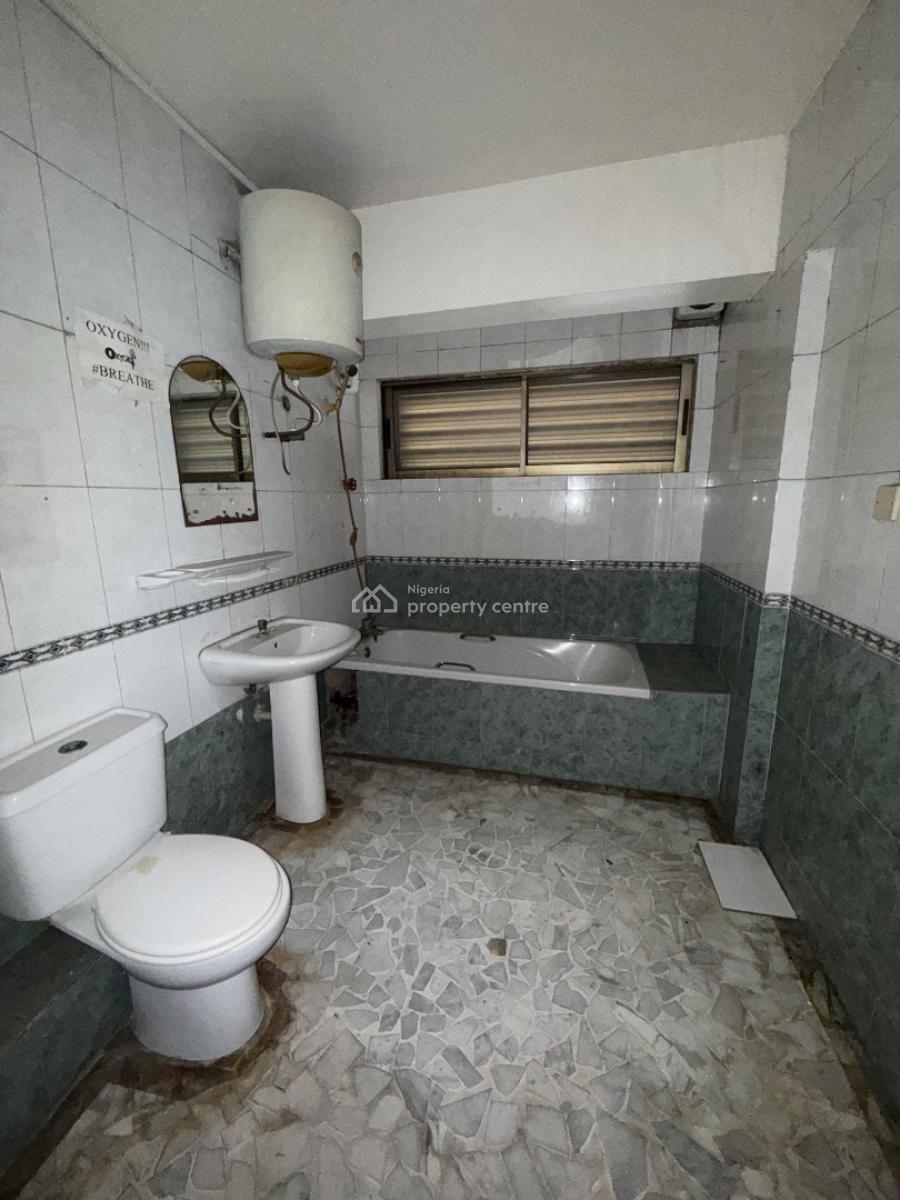 Commercial Building, Victoria Island (vi), Lagos, Commercial Property for Rent