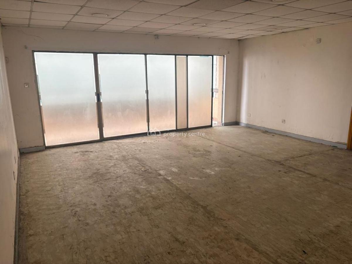 Commercial Building, Victoria Island (vi), Lagos, Commercial Property for Rent