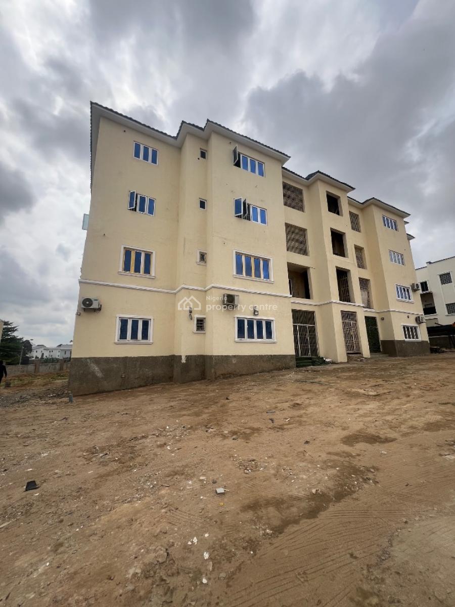 Exquisite 3 Bedroom Apartment + Bq, Wuye, Abuja, Block of Flats for Sale