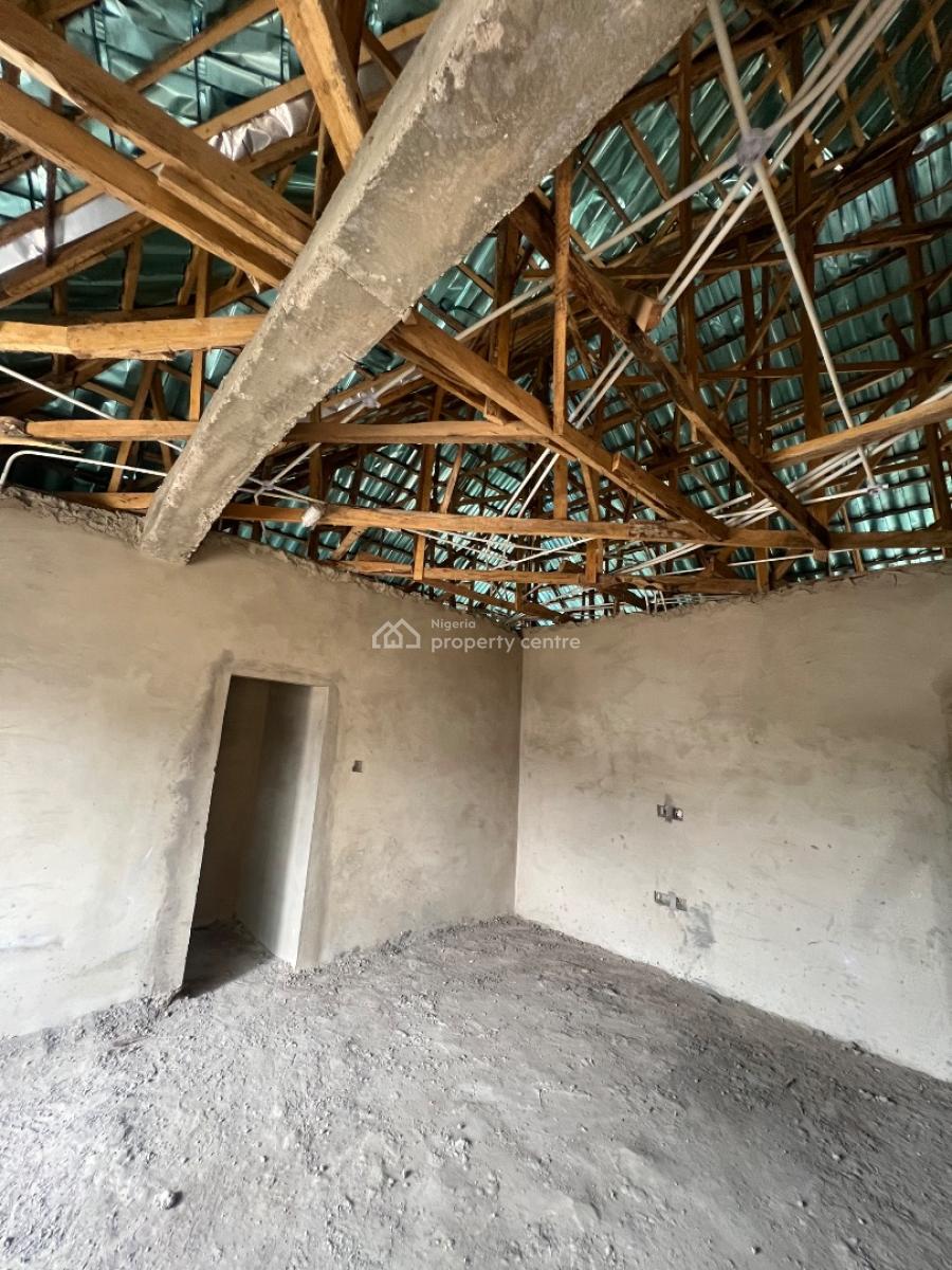 Exquisite 3 Bedroom Apartment + Bq, Wuye, Abuja, Block of Flats for Sale