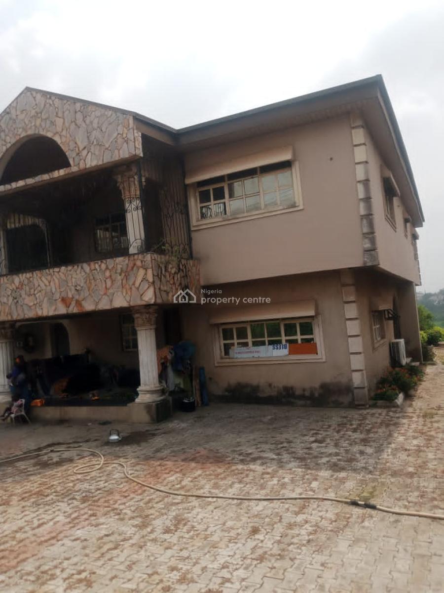 Solid & Well-maintained 5 Bedroom Detached House + 2 Bedroom Bq Flat, Gateway Zone, Magodo Phase 1, Gra Phase 1, Magodo, Lagos, Detached Duplex for Sale