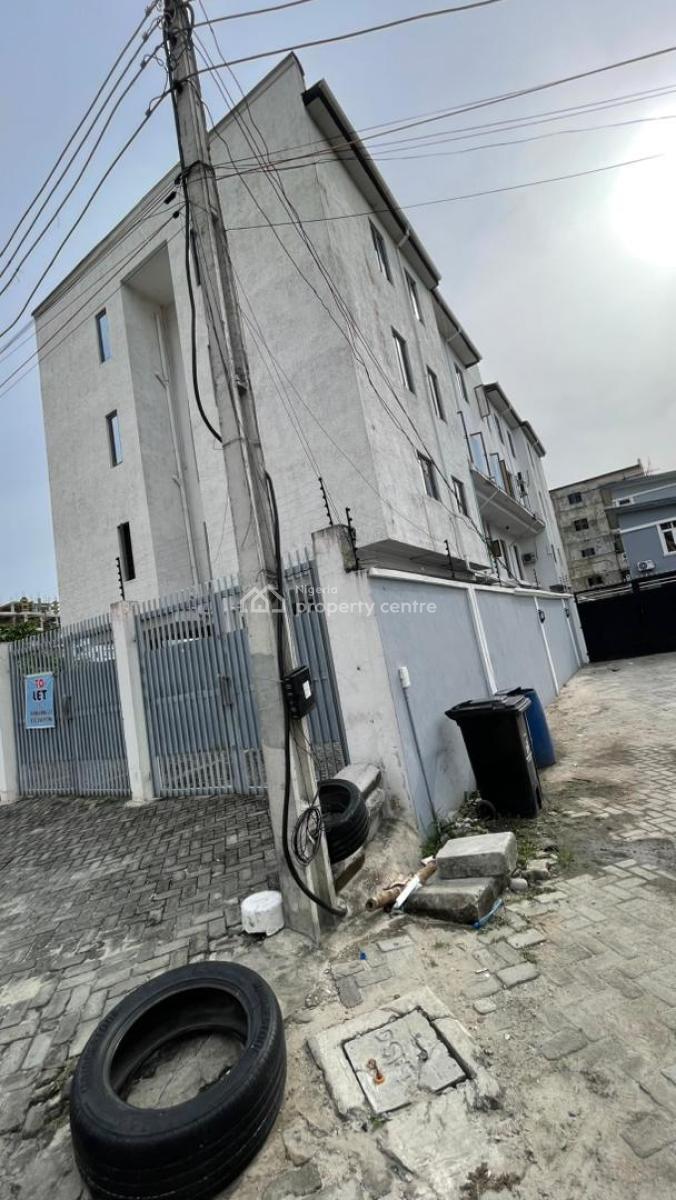 3 Bedroom Maisonette with a 2 Sitting Room,, Lekki Phase 1, Lekki, Lagos, House for Rent