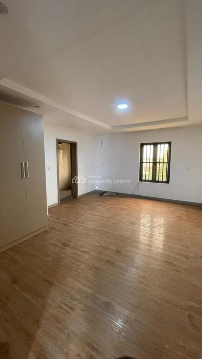 3 Bedroom Maisonette with a 2 Sitting Room,, Lekki Phase 1, Lekki, Lagos, House for Rent